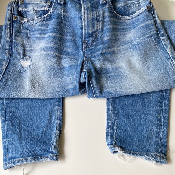 Moussy Skinny Low Rise Light Wash Fading Detail Rip & Distress Blue Denim Jeans - Picture 16 of 16